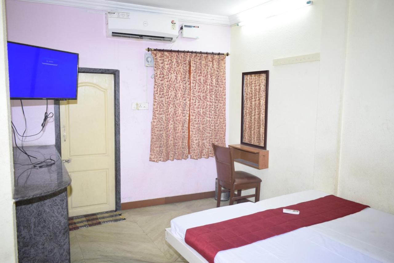 Pms Guest House Pondicherry Esterno foto